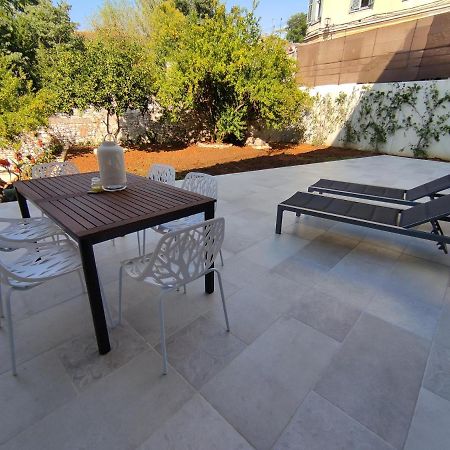 Apartvilla Castropola المظهر الخارجي الصورة