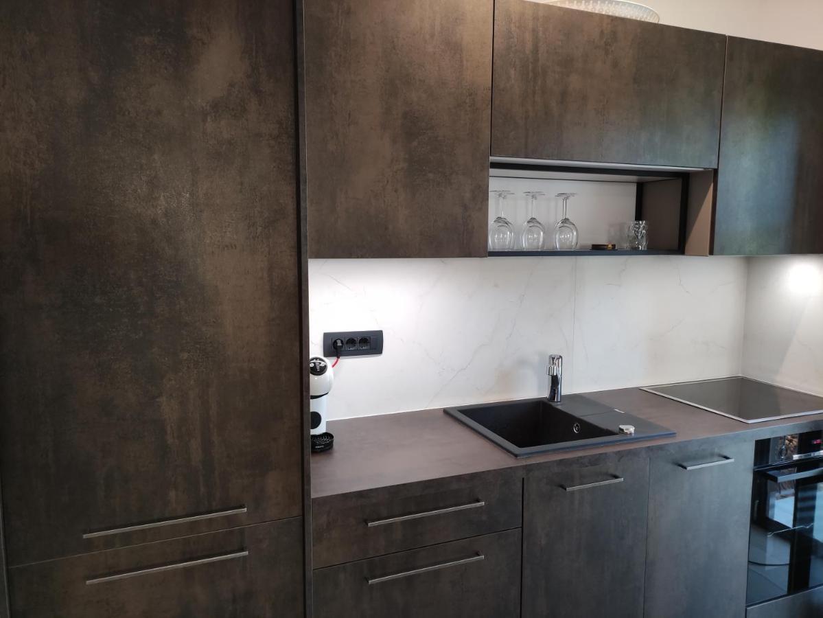 Apartvilla Castropola المظهر الخارجي الصورة