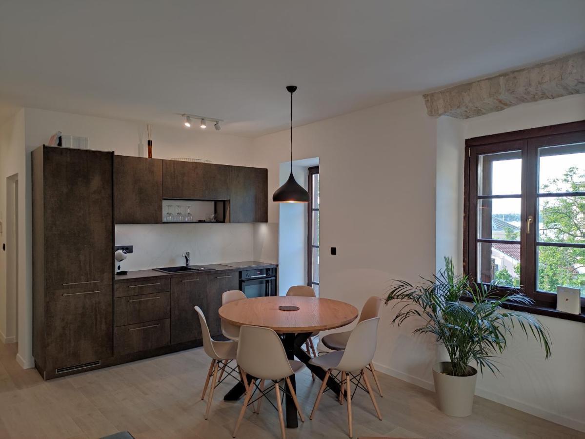 Apartvilla Castropola المظهر الخارجي الصورة