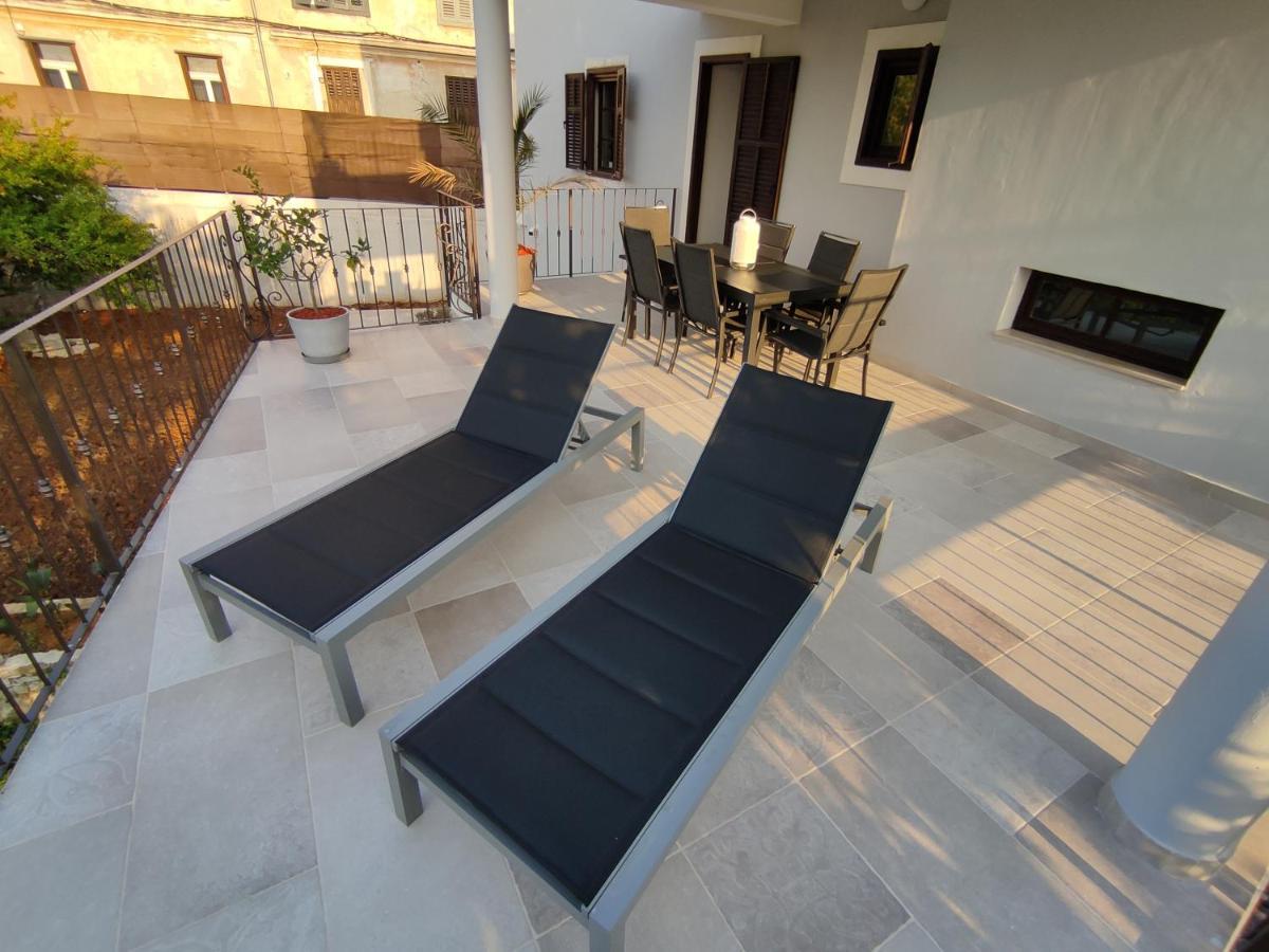 Apartvilla Castropola المظهر الخارجي الصورة