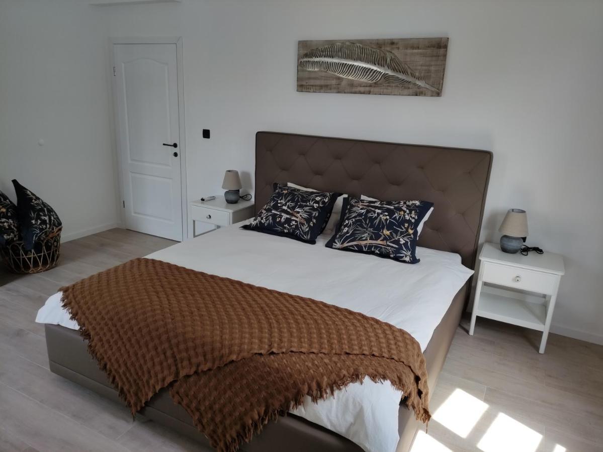 Apartvilla Castropola المظهر الخارجي الصورة