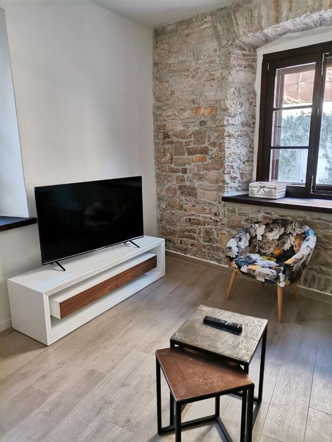 Apartvilla Castropola المظهر الخارجي الصورة