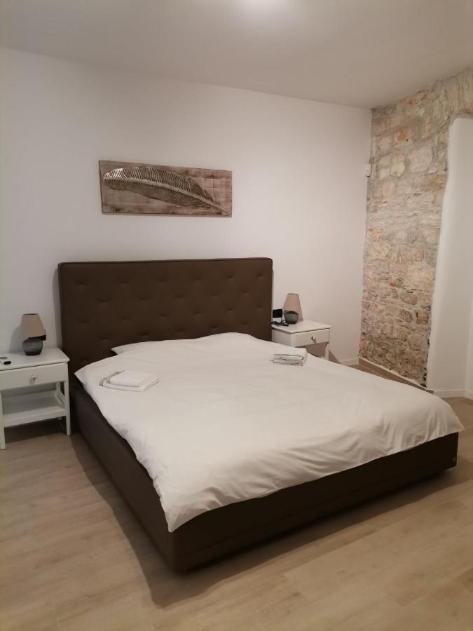 Apartvilla Castropola المظهر الخارجي الصورة